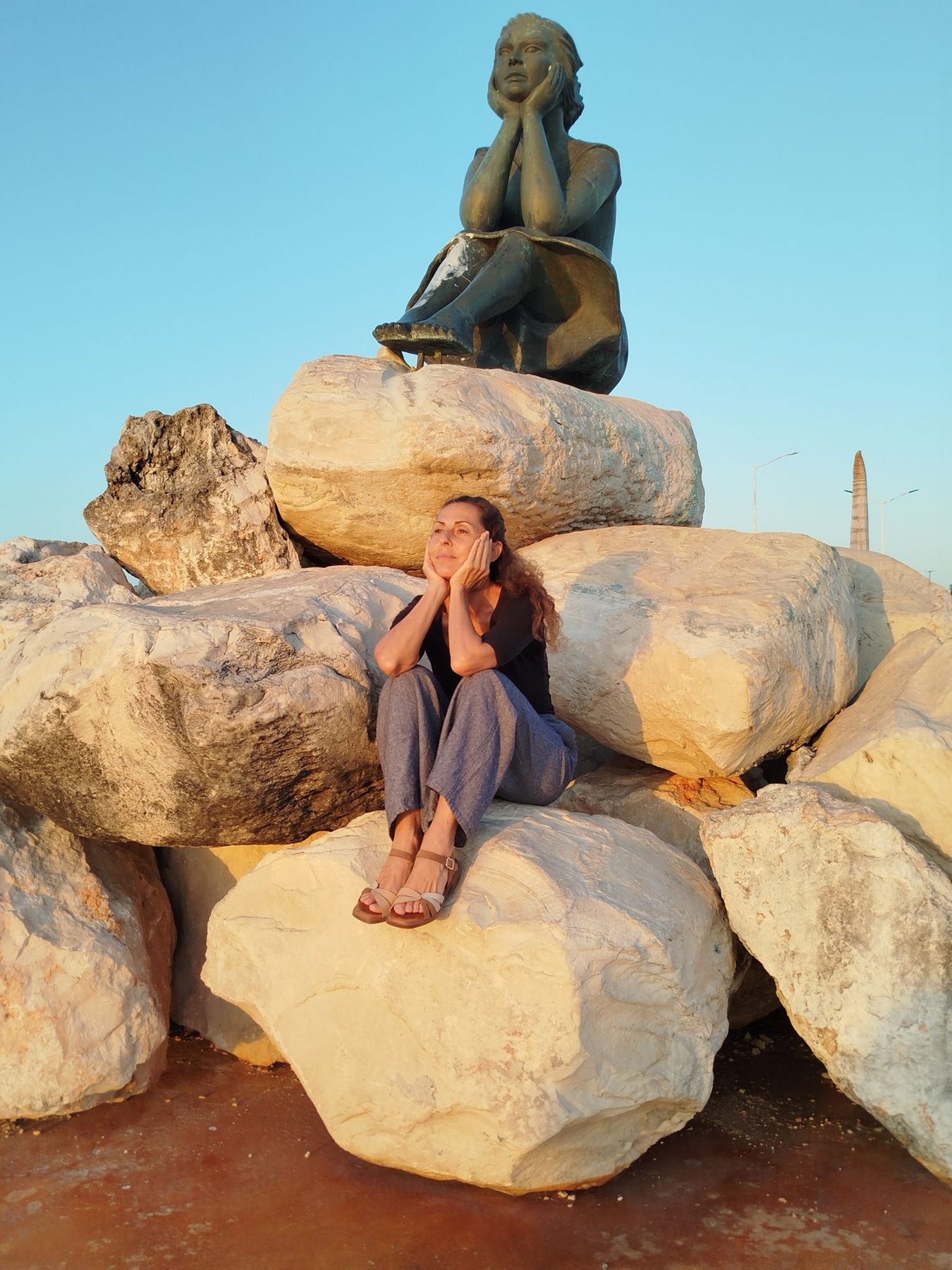 A quiet moment on the rocks by the sea, on retreat in Málaga